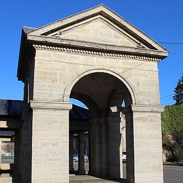 Fontaine-lavoir sud dOyrières