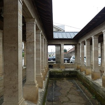 Fontaine-lavoir sud dOyrières