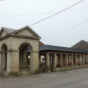 Fontaine-lavoir sud dOyrières