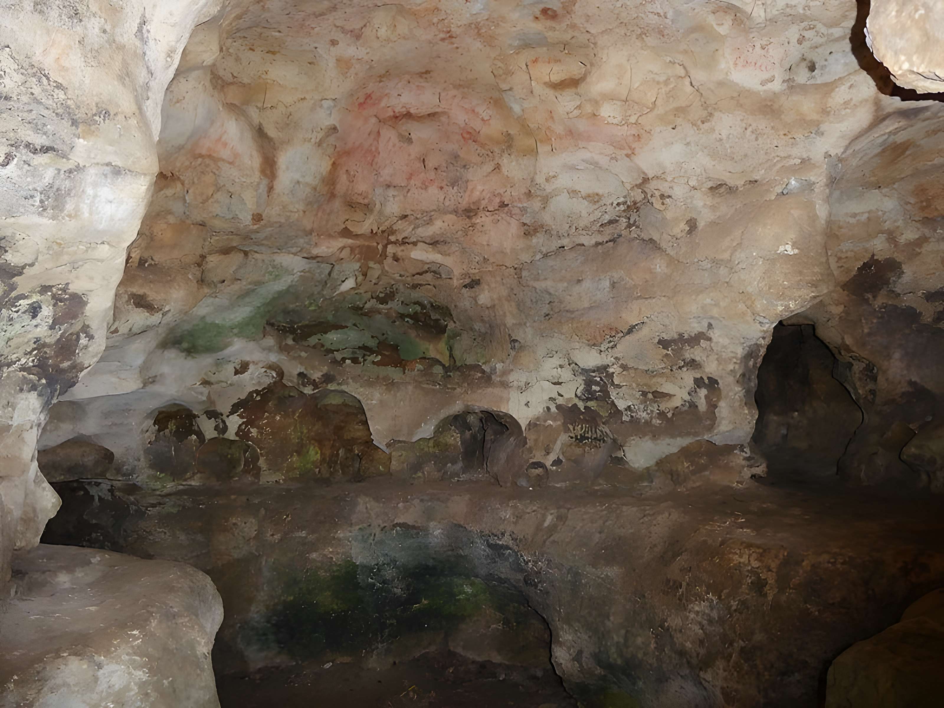 Grotte Sainte-Reine à Pierre-la-Treiche