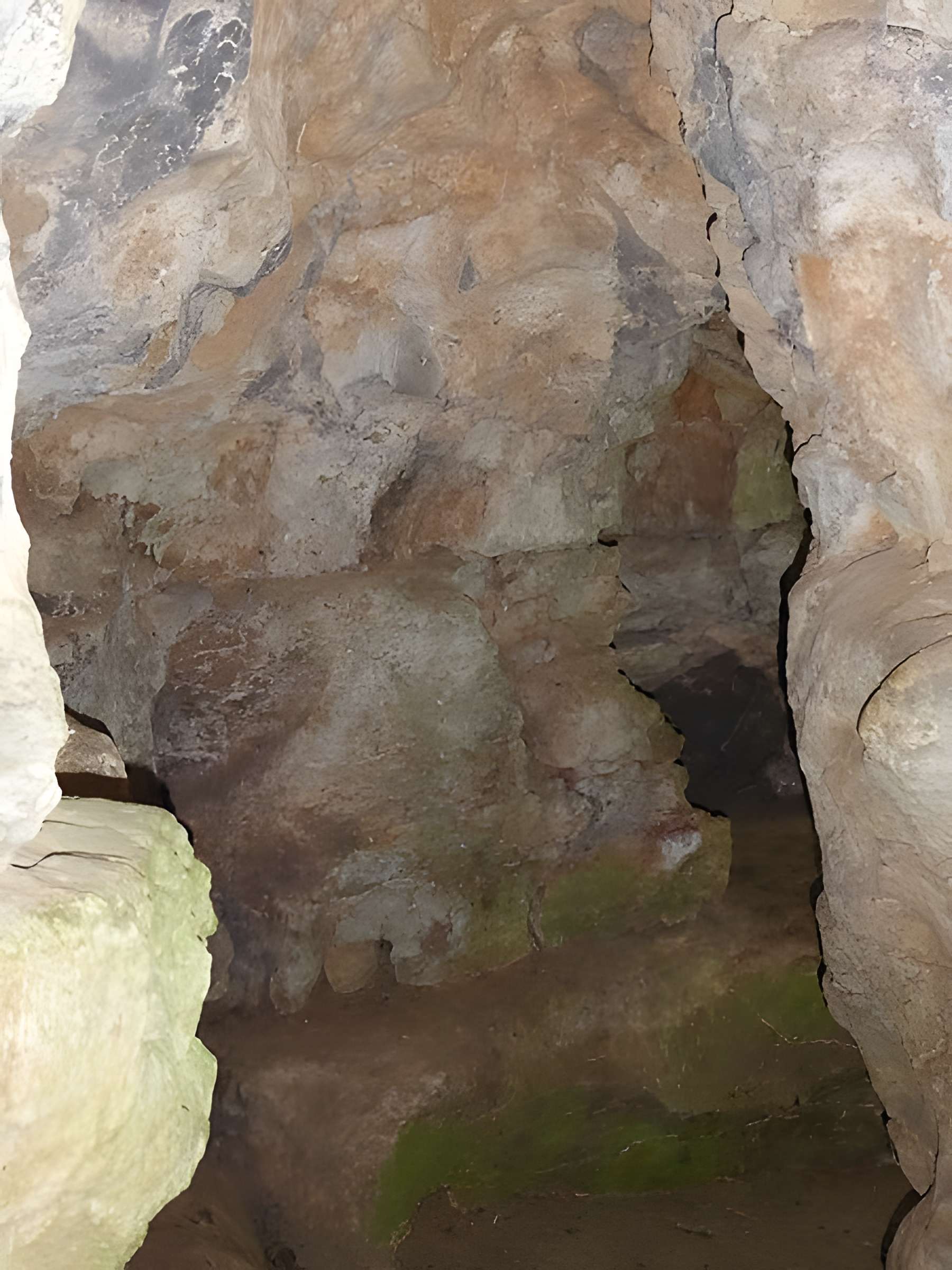 Grotte Sainte-Reine à Pierre-la-Treiche