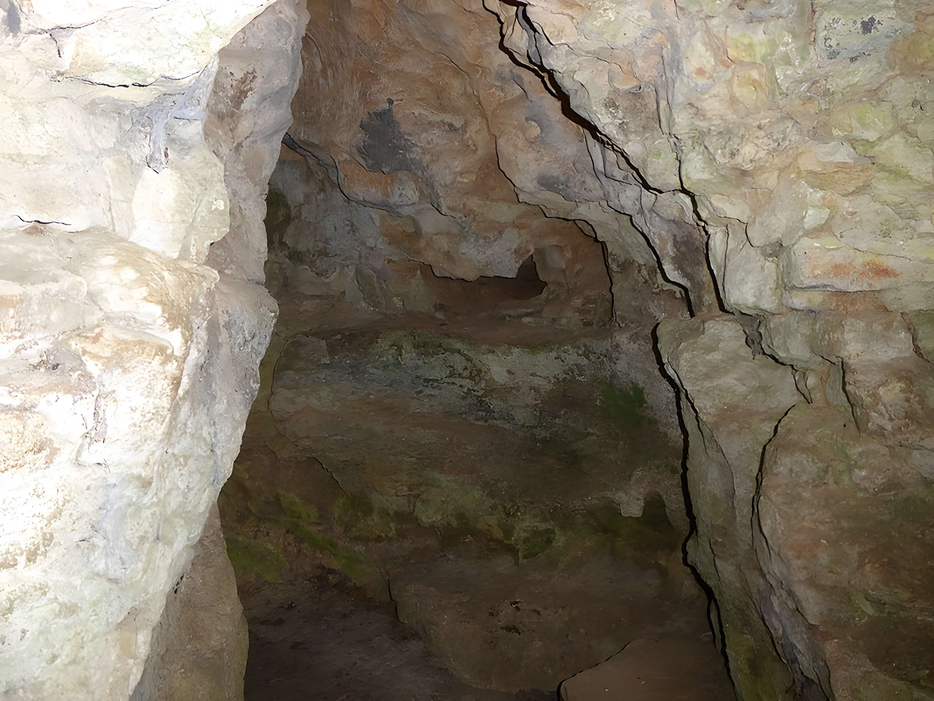 Grotte Sainte-Reine à Pierre-la-Treiche