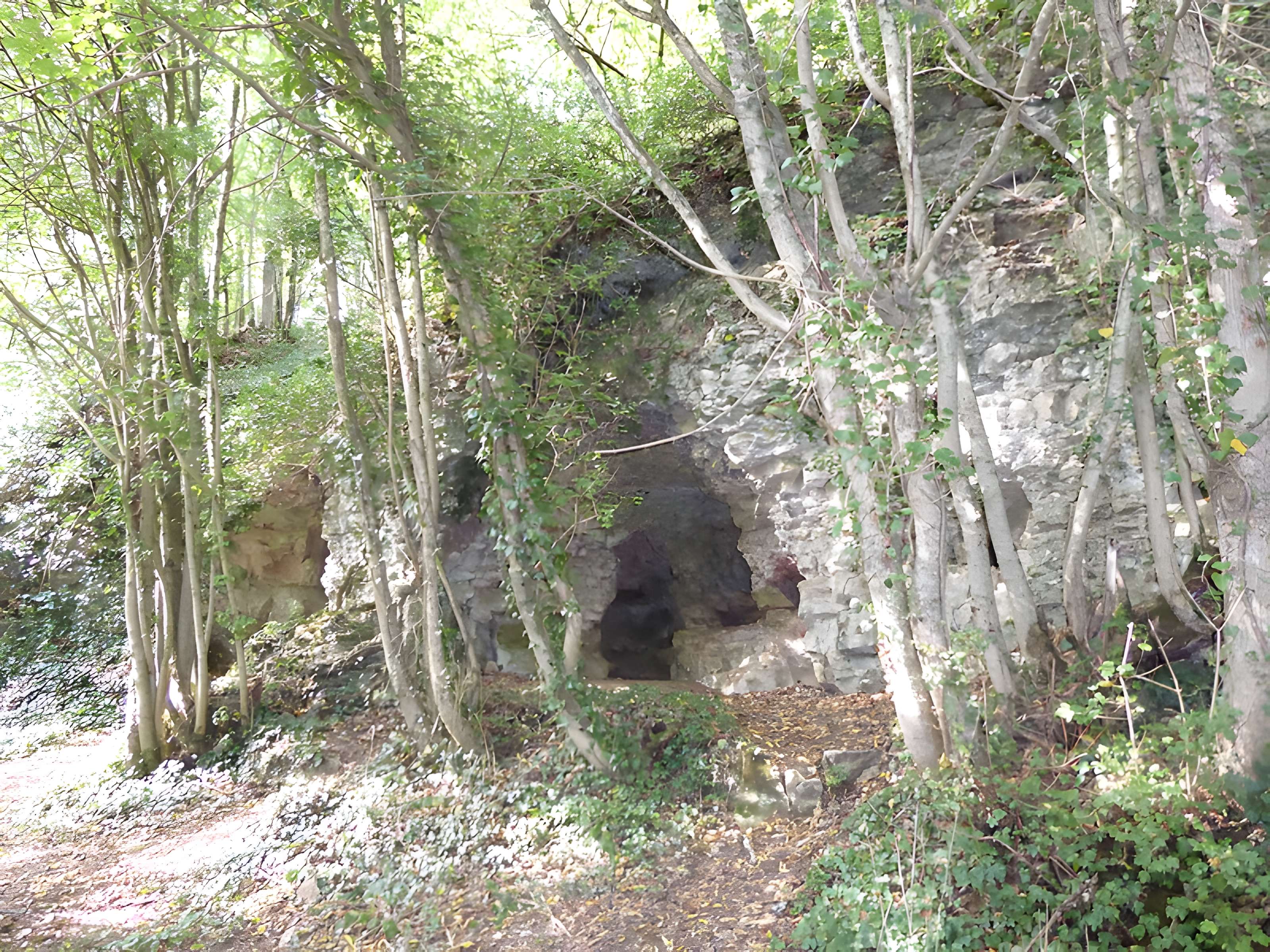 Grotte Sainte-Reine à Pierre-la-Treiche