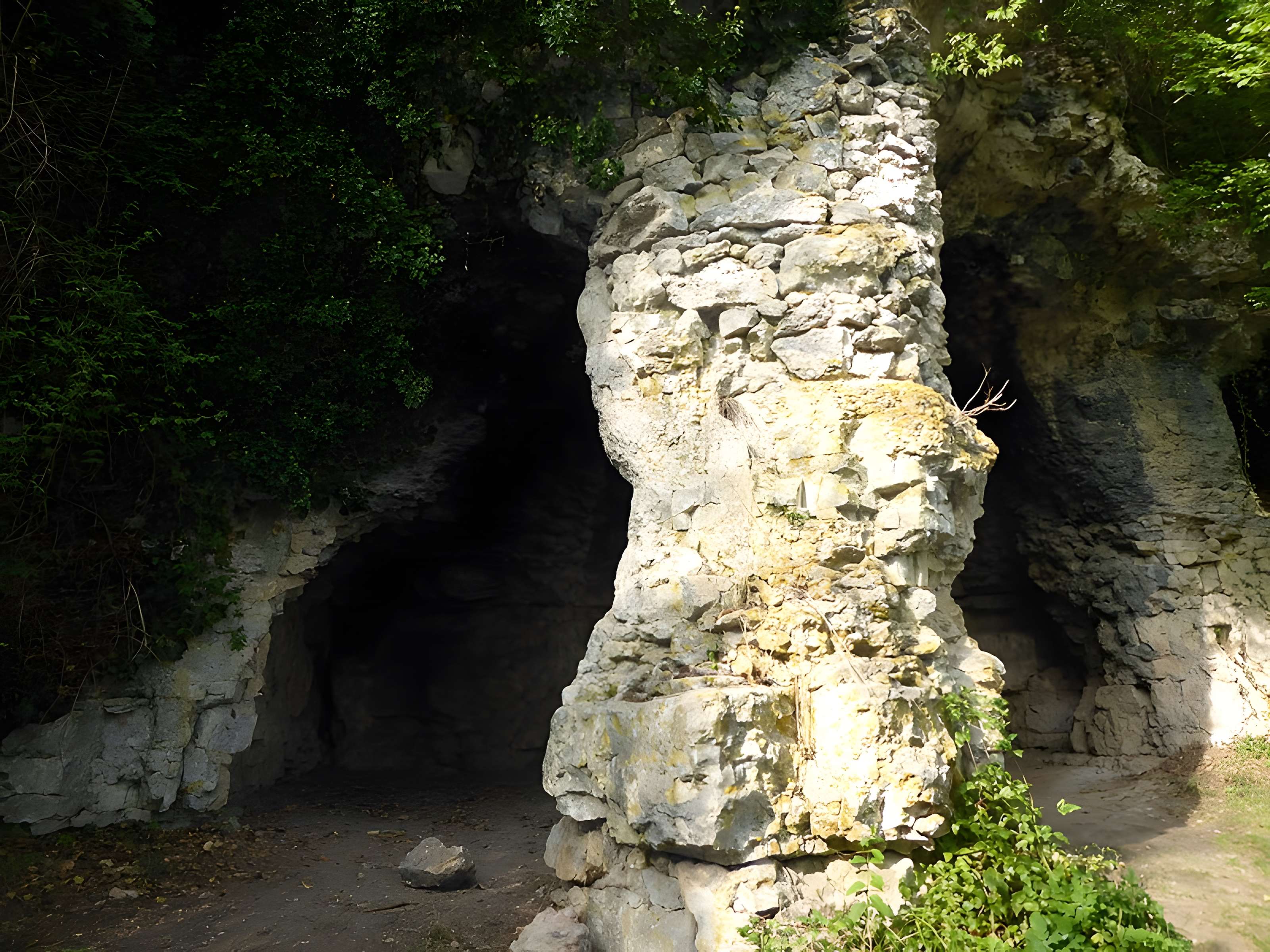 Grotte Sainte-Reine à Pierre-la-Treiche