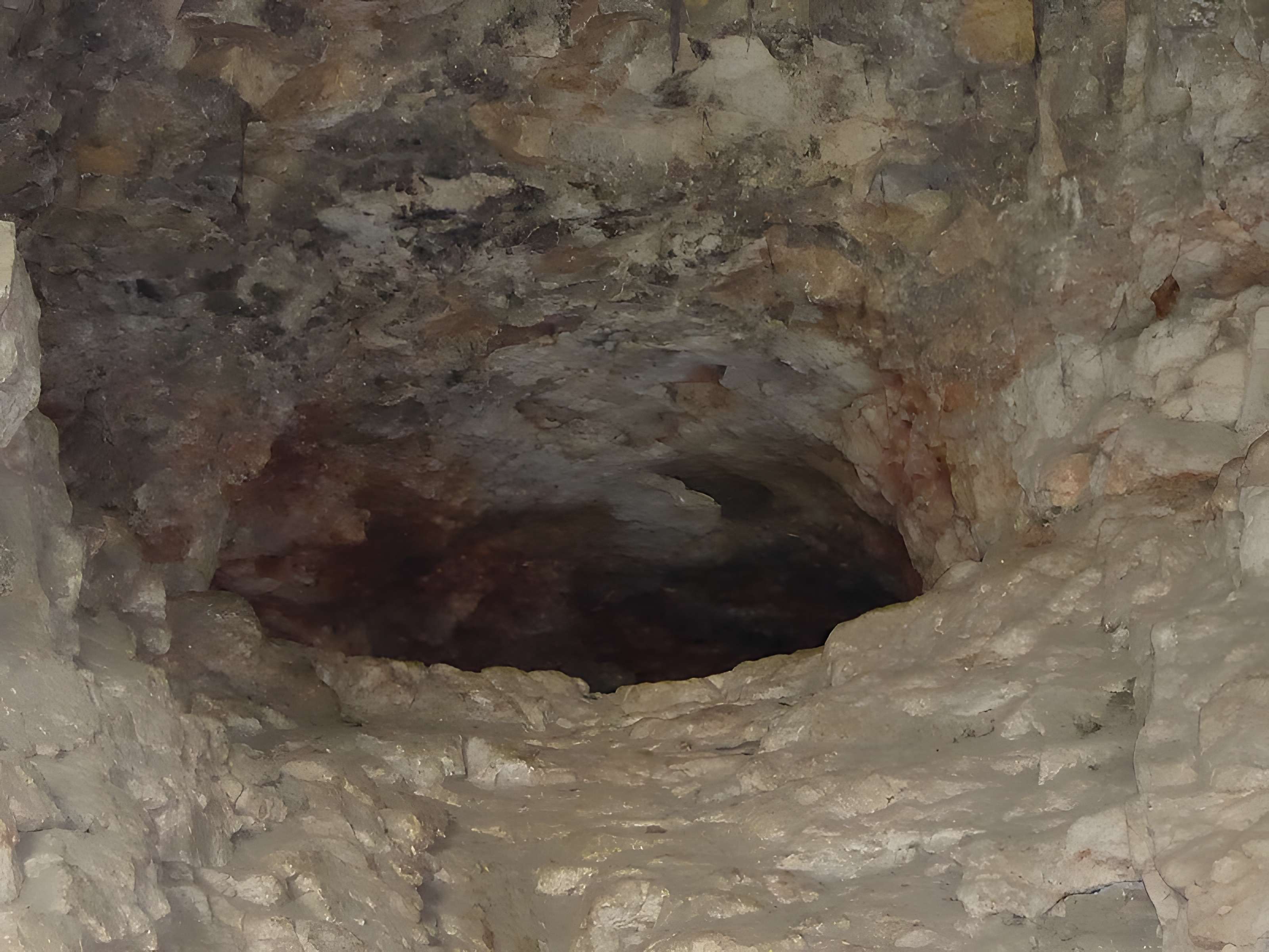 Grotte Sainte-Reine à Pierre-la-Treiche