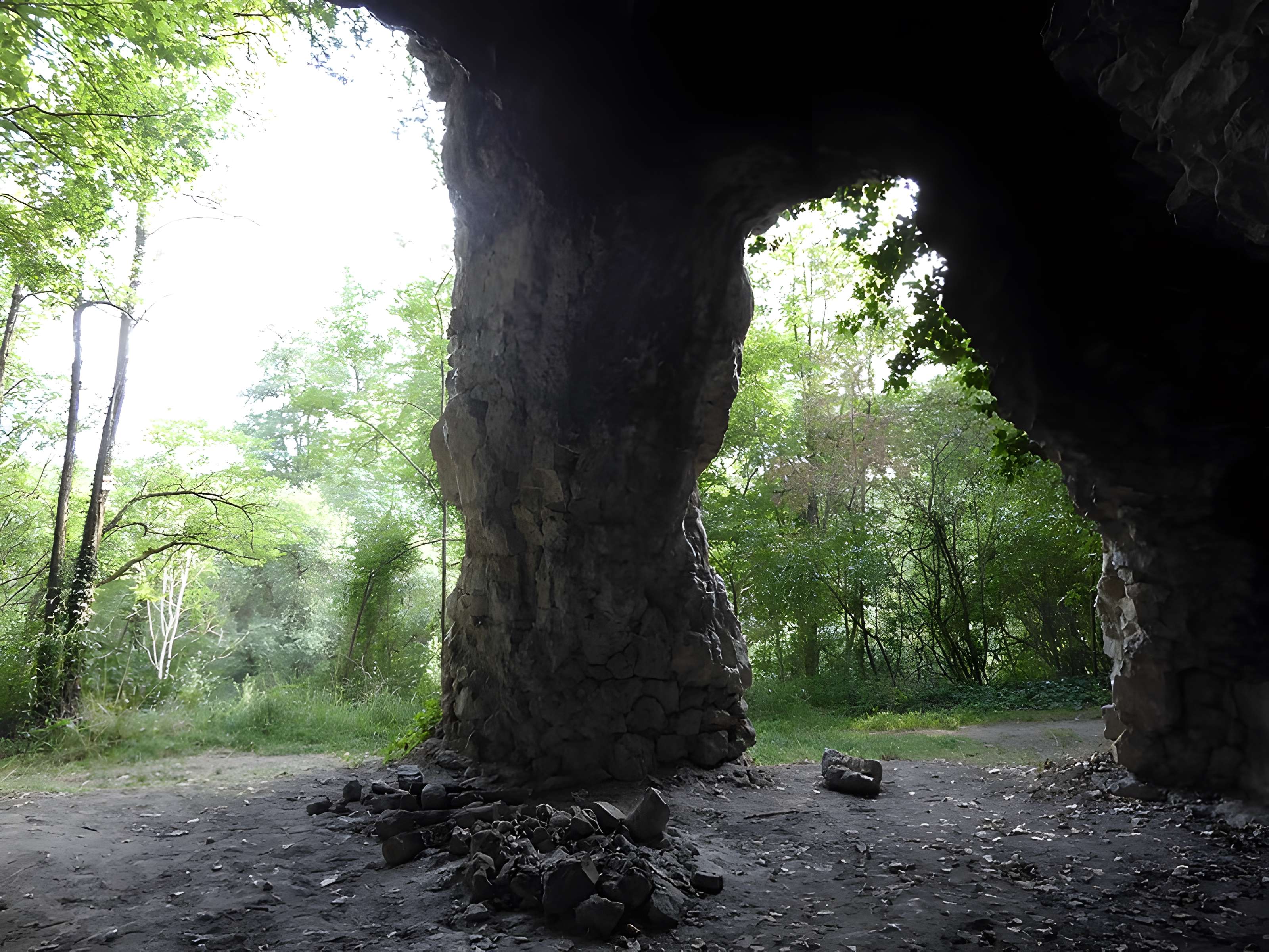 Grotte Sainte-Reine à Pierre-la-Treiche