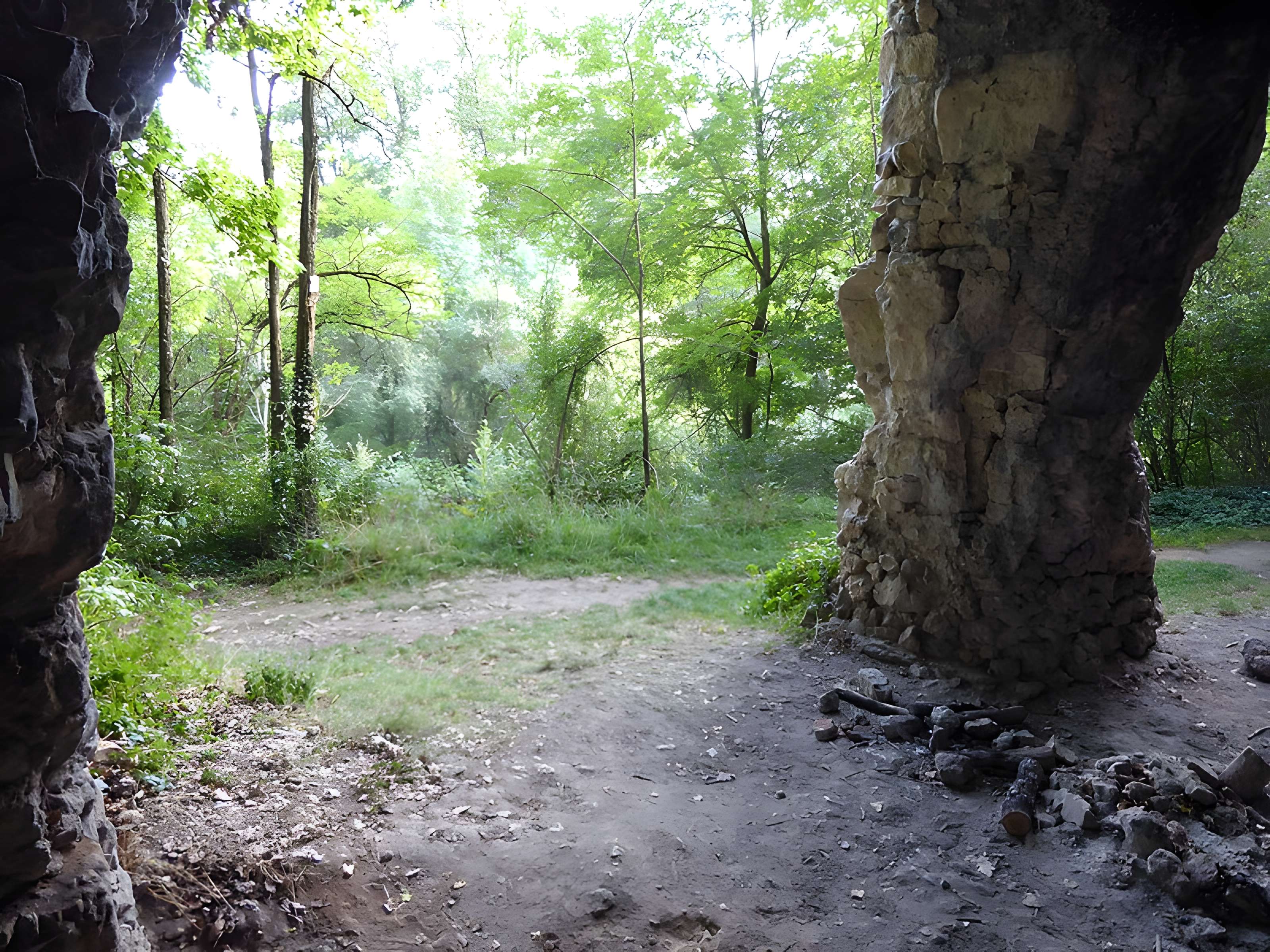 Grotte Sainte-Reine à Pierre-la-Treiche