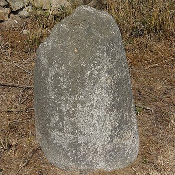 Groupe de cinq stèles gauloises de Saint-Agathon