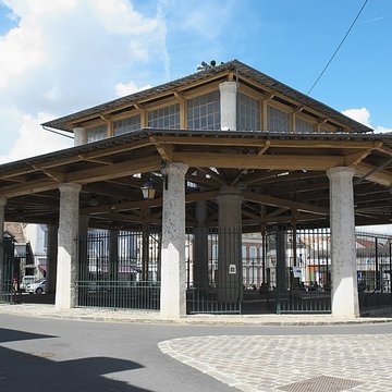Halle de Bray-sur-Seine