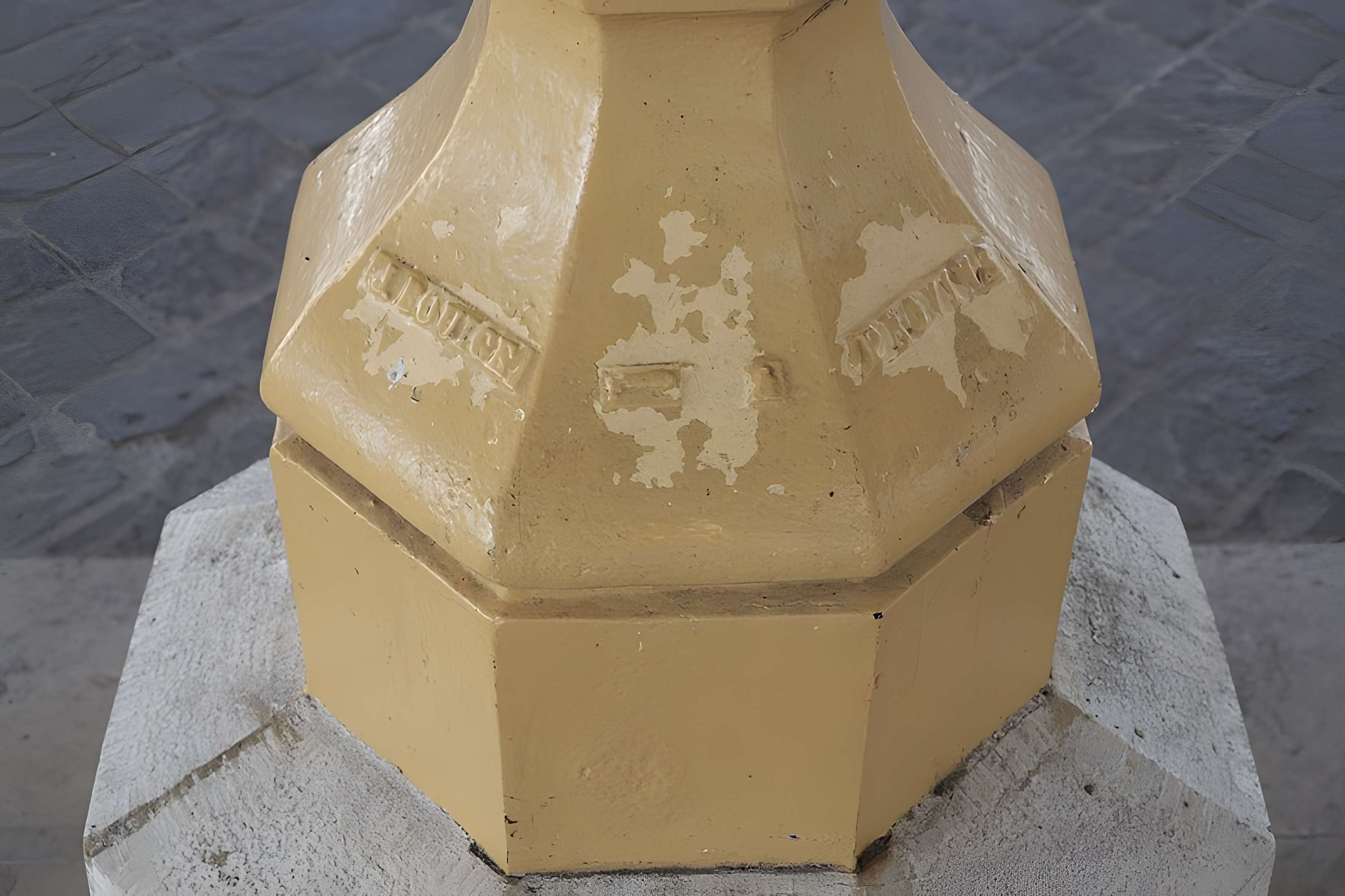 Halle de Bray-sur-Seine