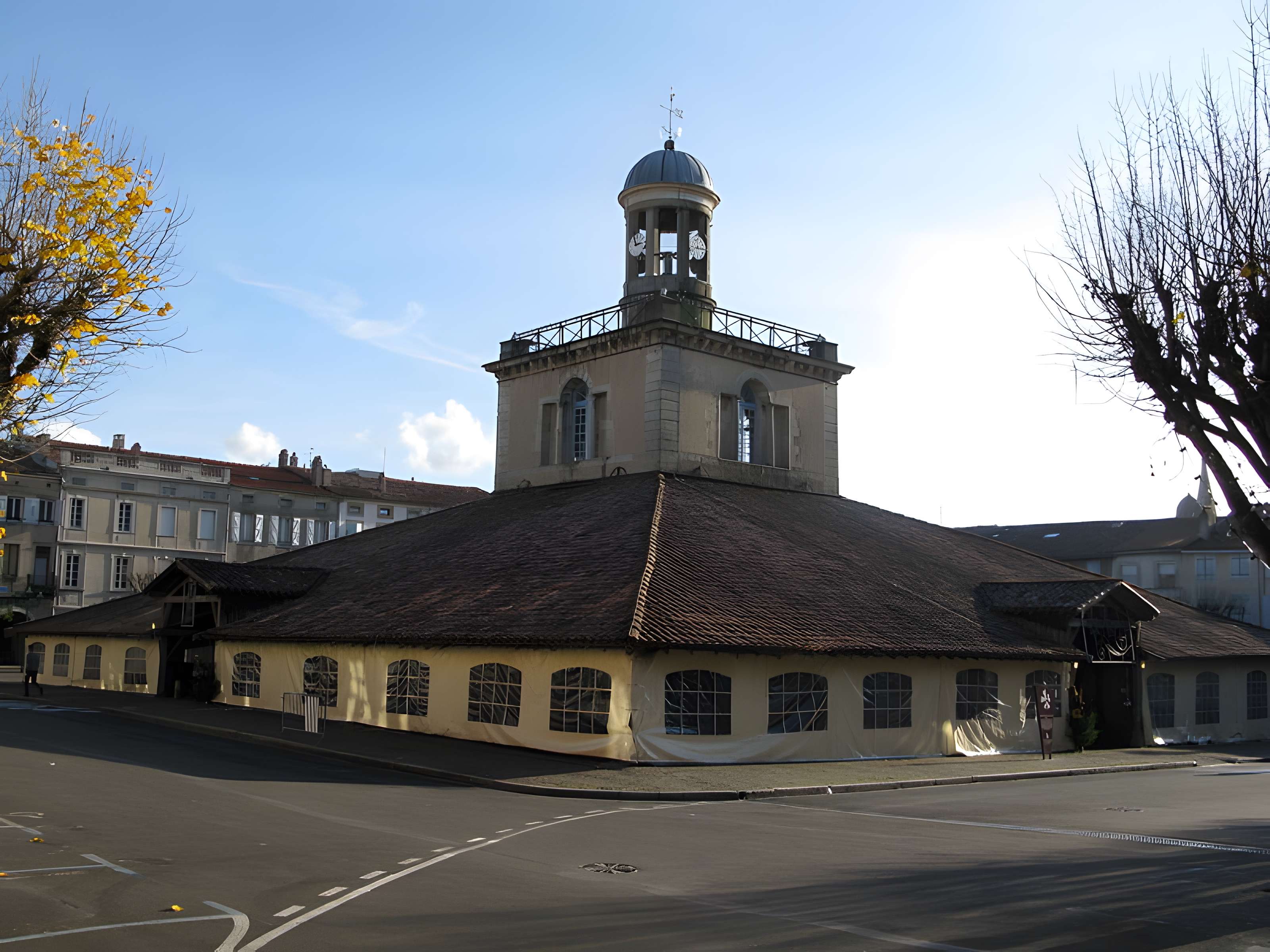Halle, actuellement office du tourisme