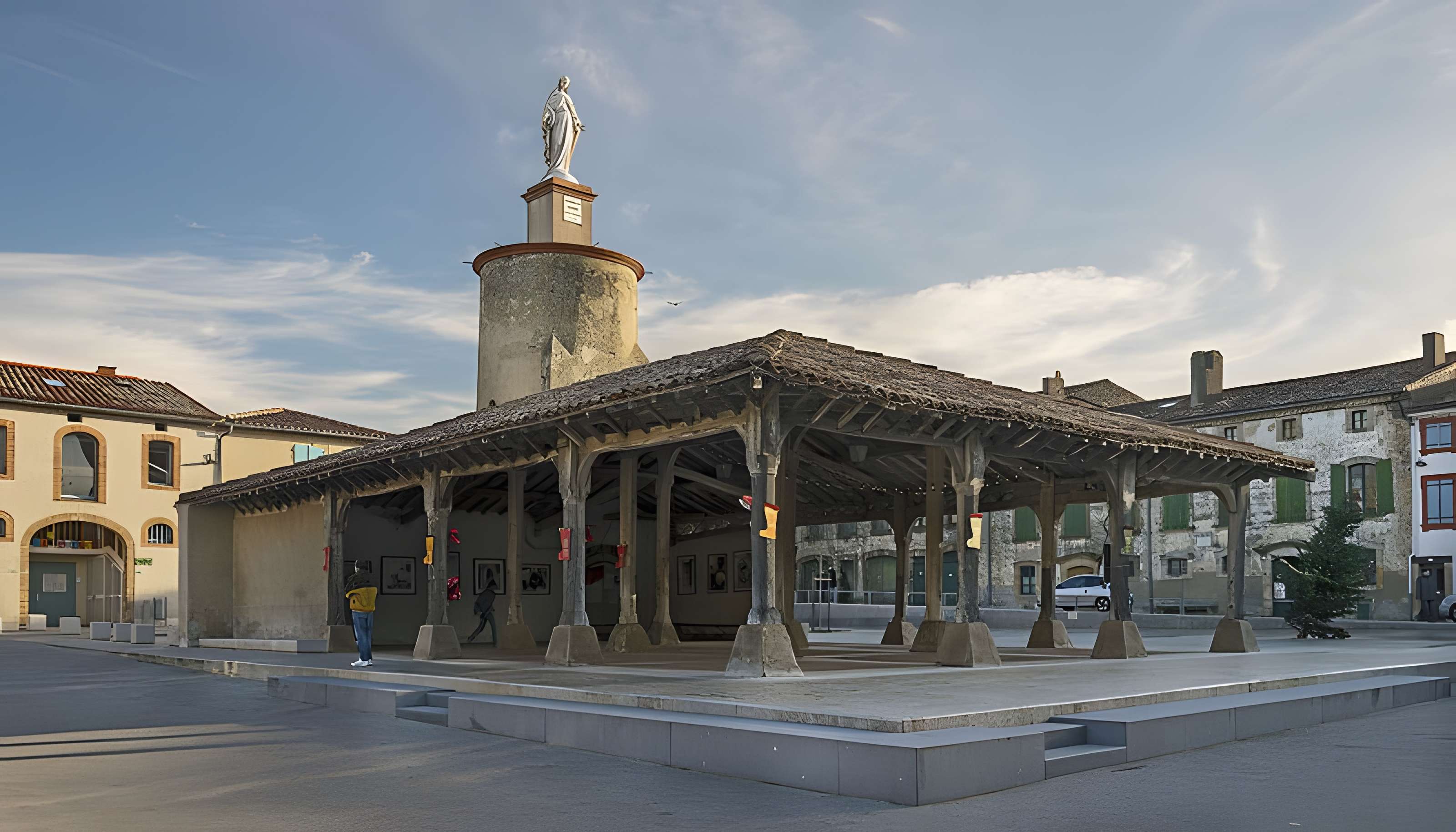 Halle de Saint-Félix-Lauragais 