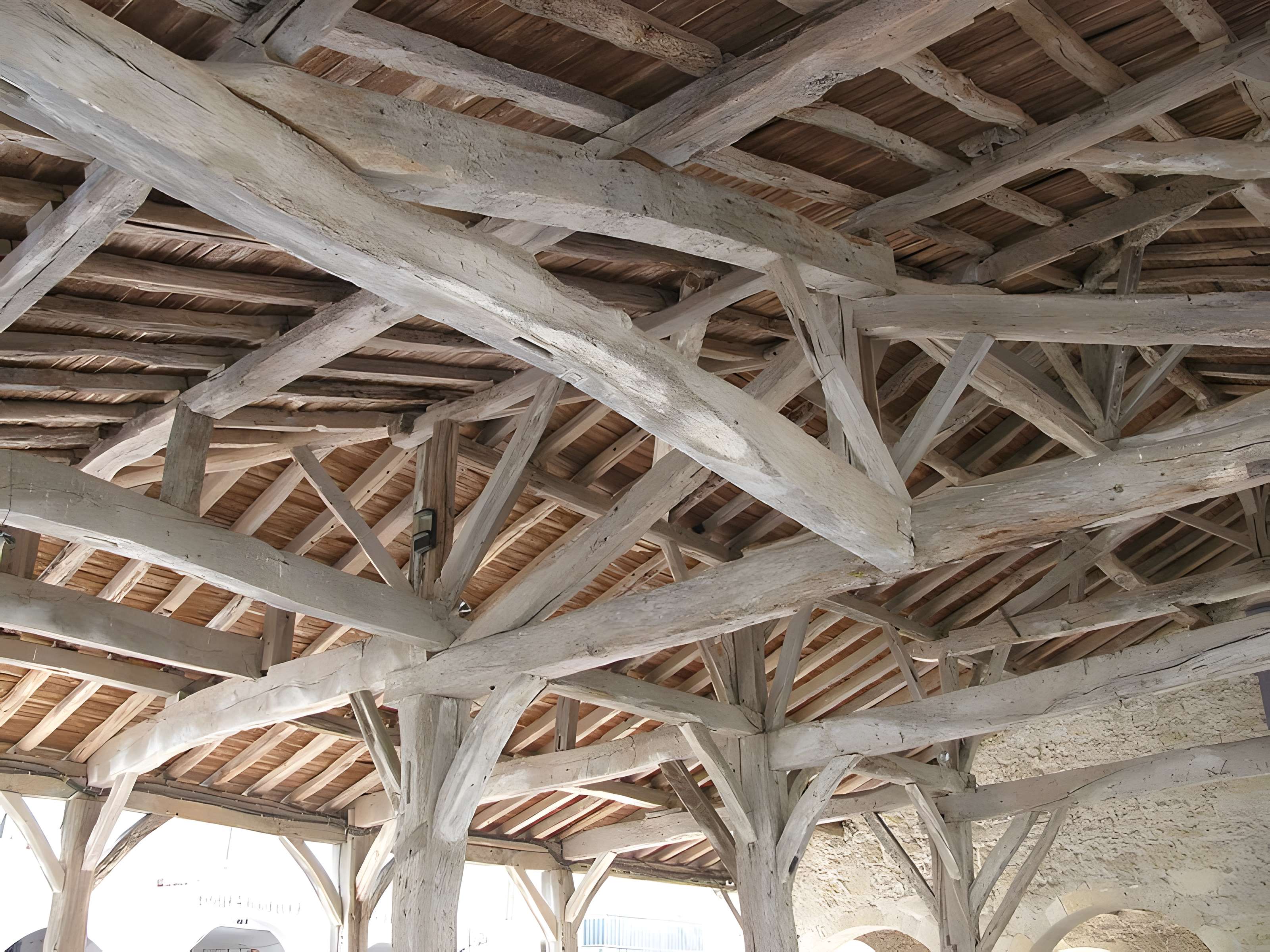 Halle-hôtel de ville de Saint-Clar