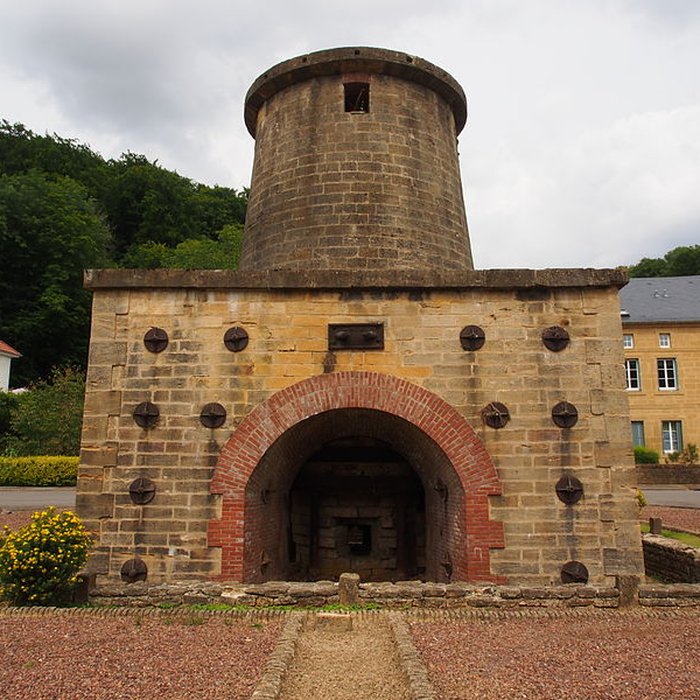 Photo de Haut-fourneau de Cons-la-Grandville