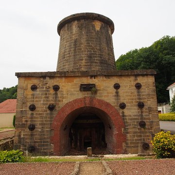 Haut-fourneau de Cons-la-Grandville