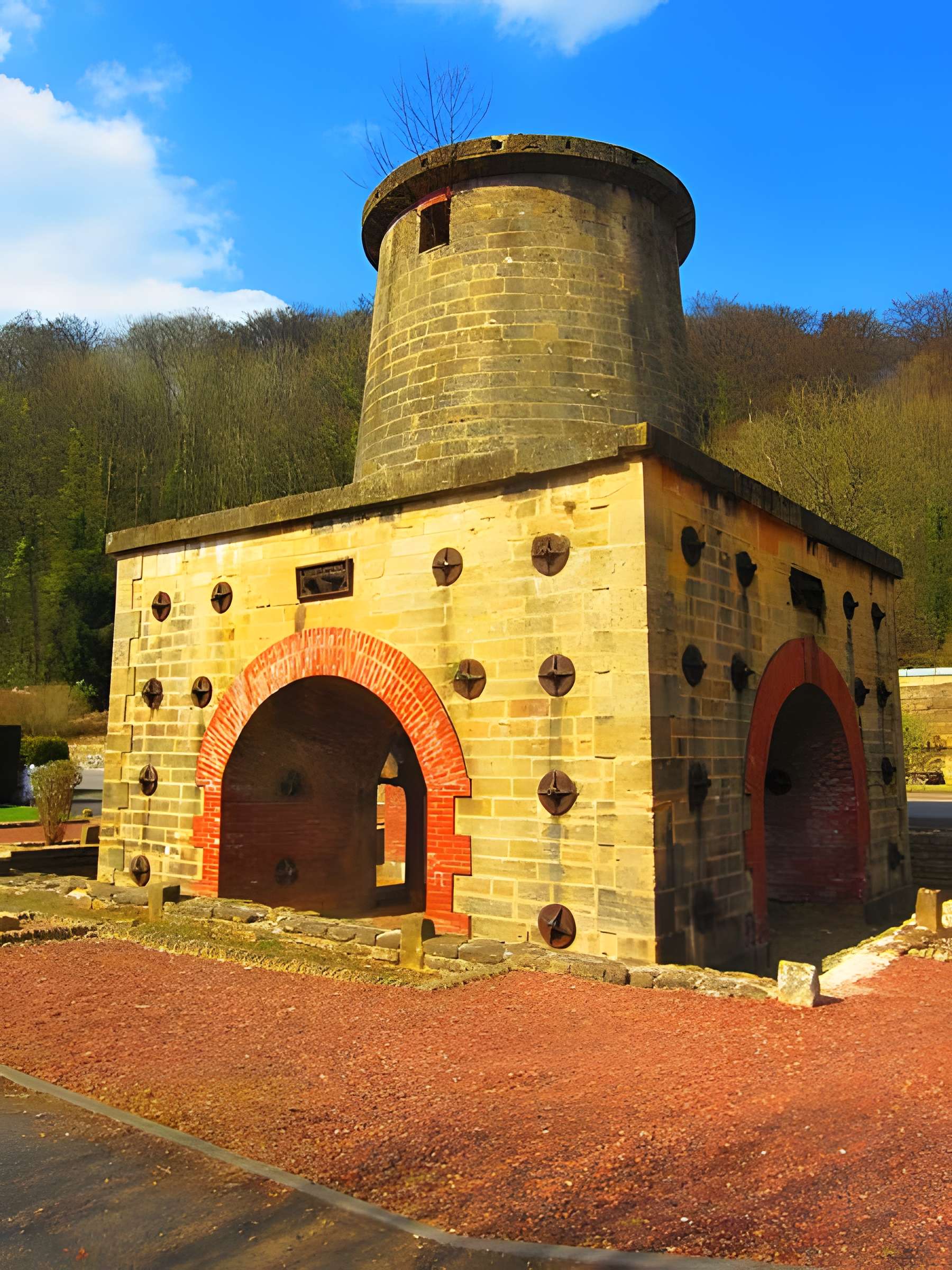 Haut-fourneau de Cons-la-Grandville