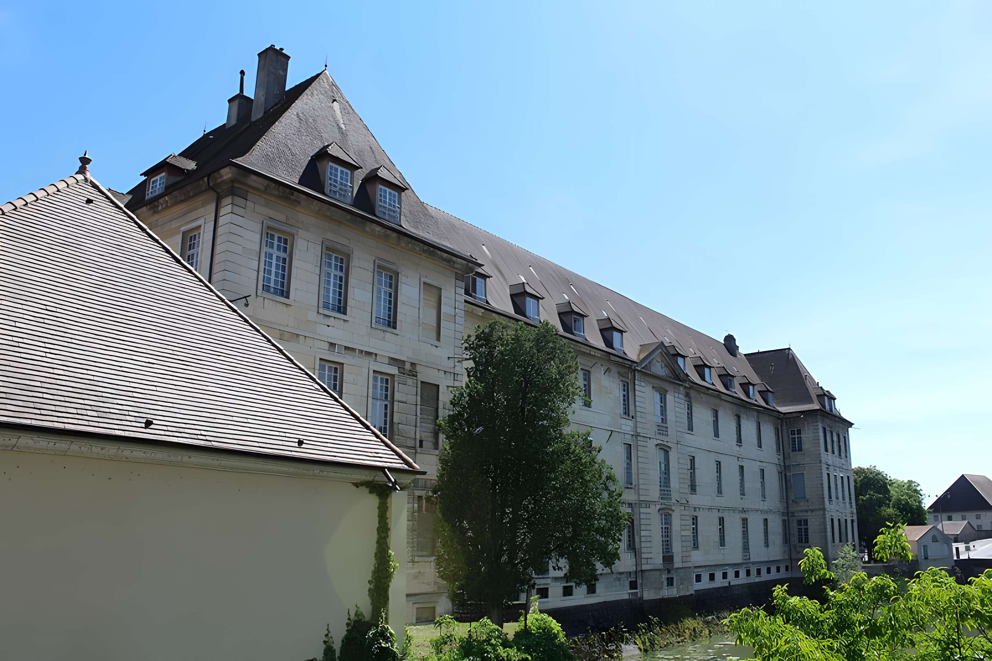 Hôpital de la Charité de Dole