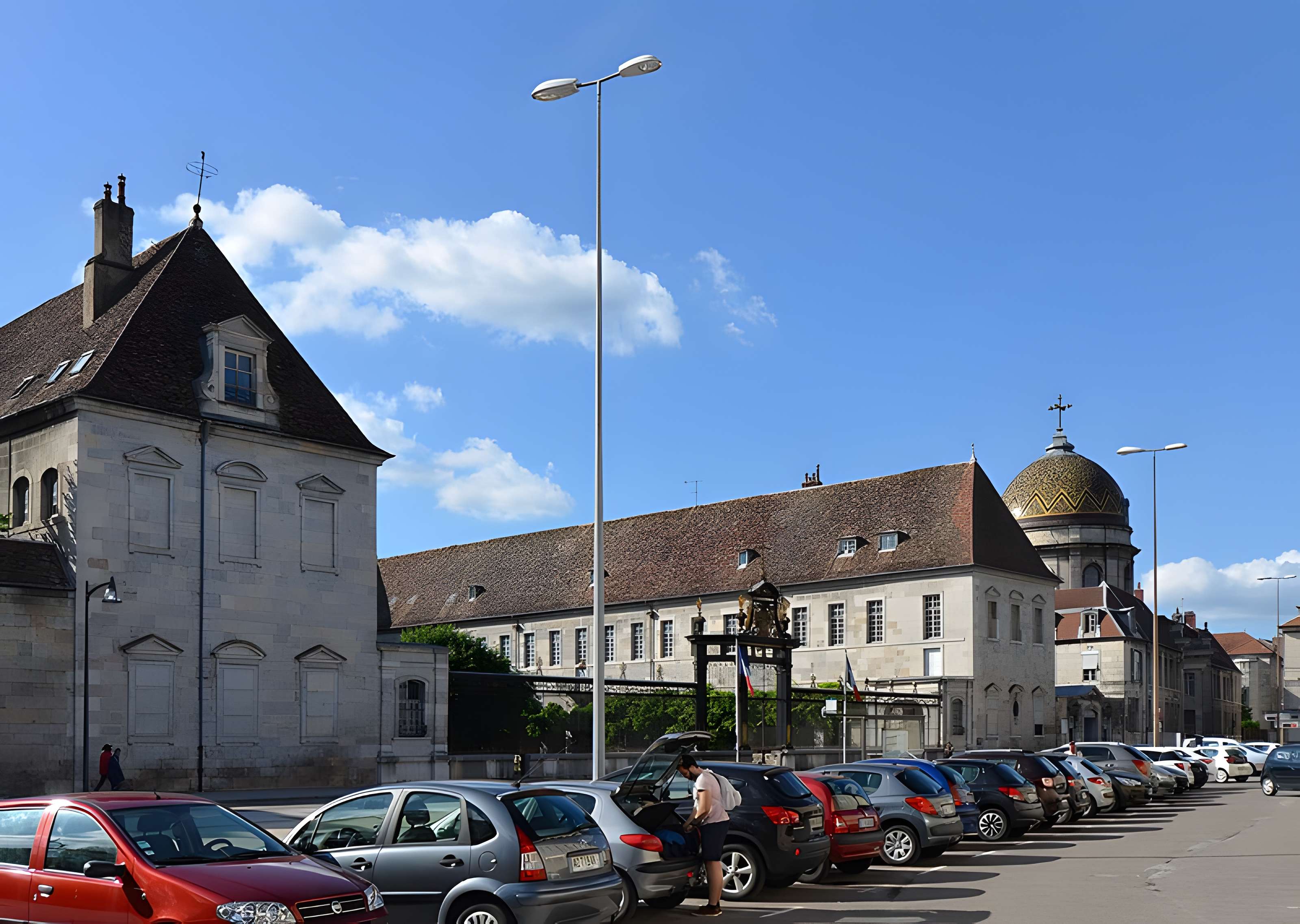 Hôpital Saint-Jacques de Besançon