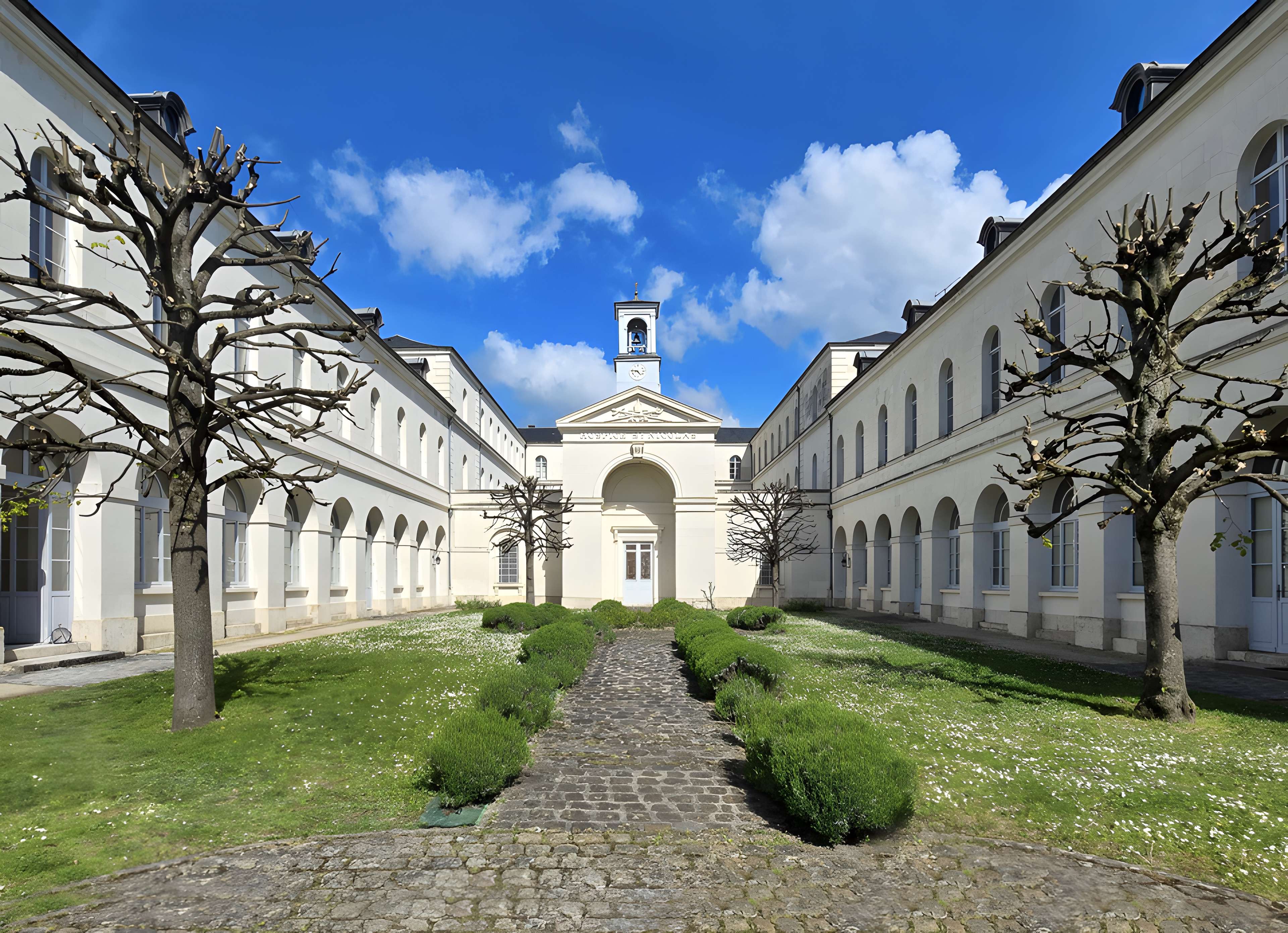 Hospice Saint-Nicolas de Troyes