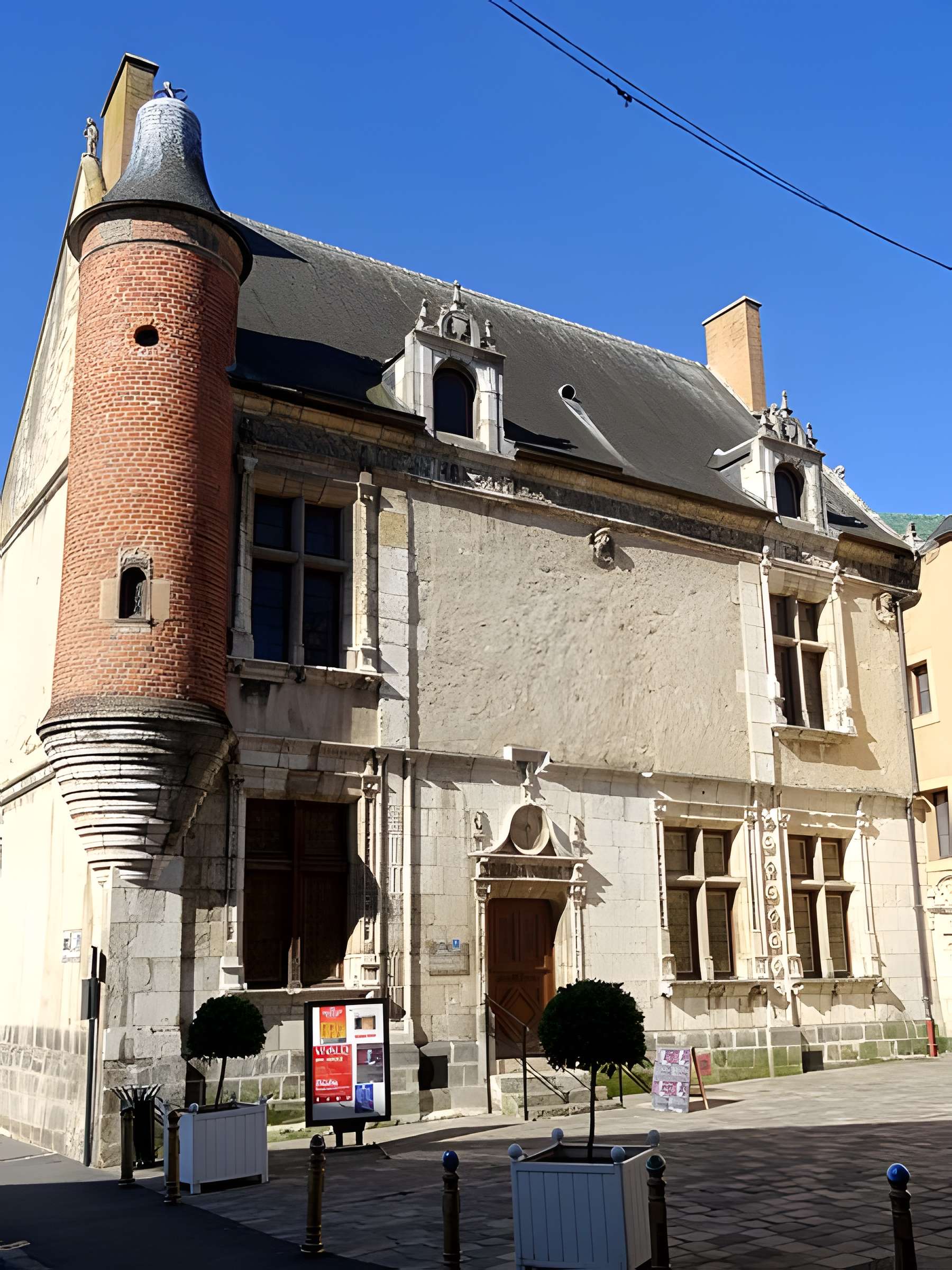Hôtel Anne de Pisseleu à Étampes