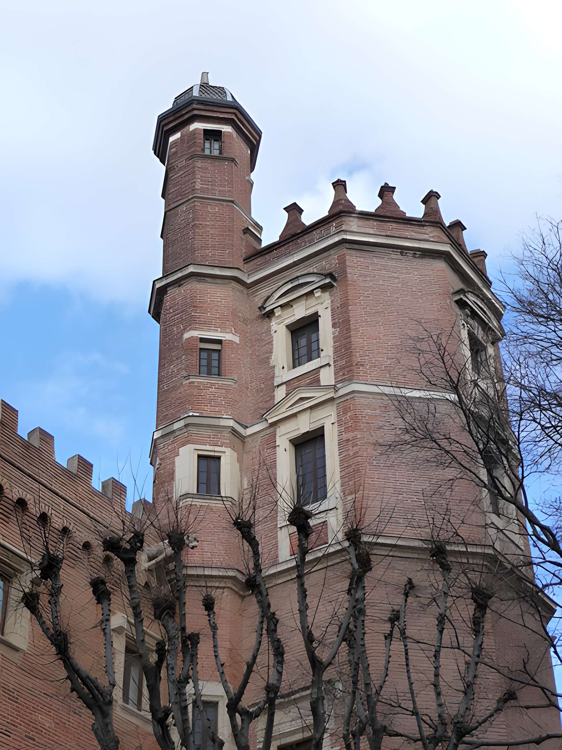 Hôtel Dahus à Toulouse 