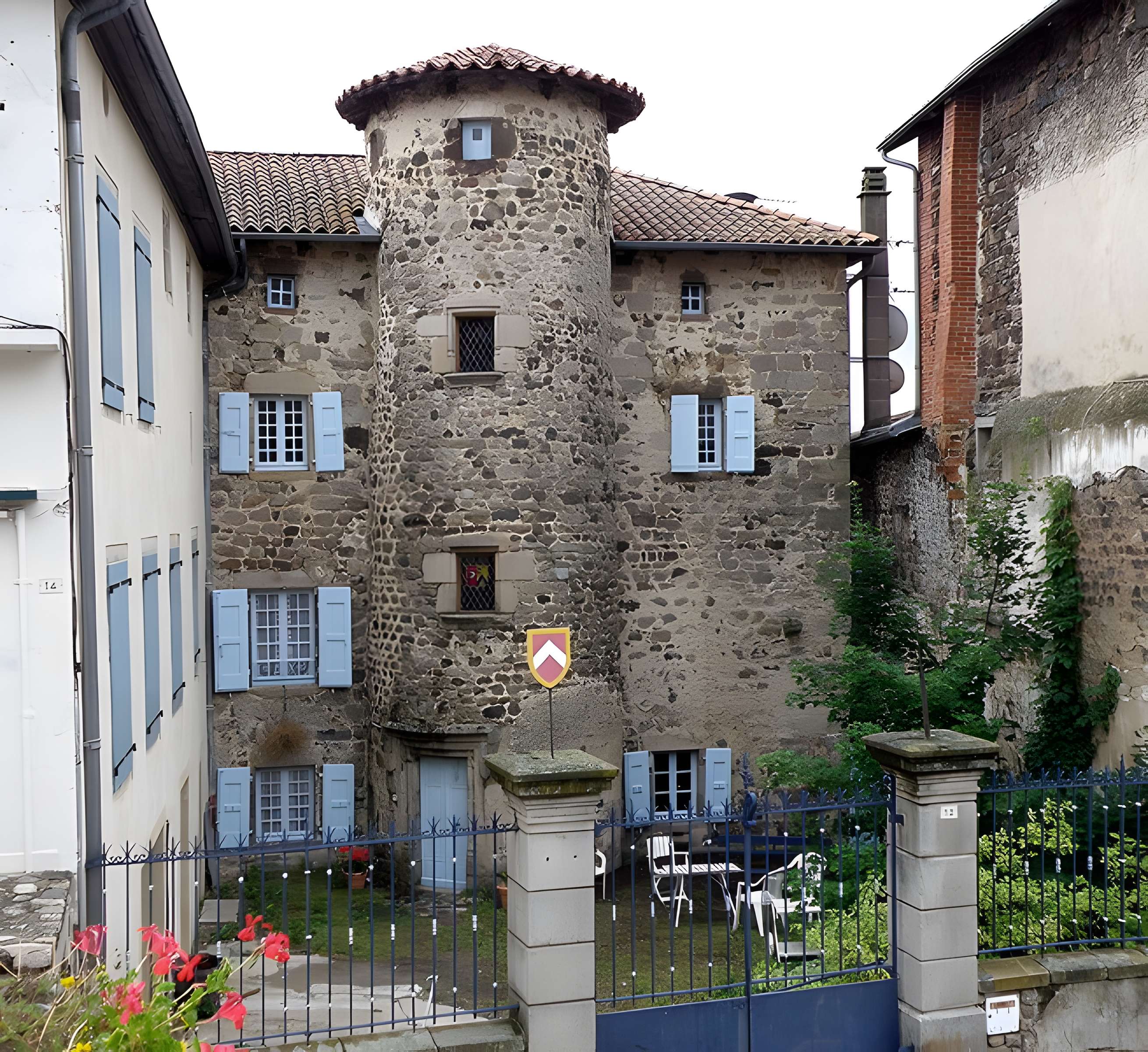 Hôtel de Bar à Allègre 