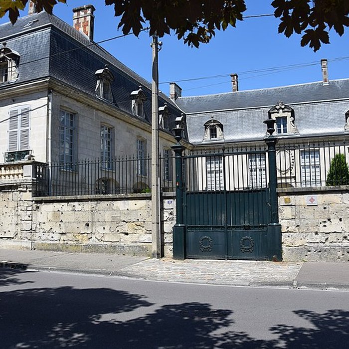 Photo de Hôtel de Barral à Soissons