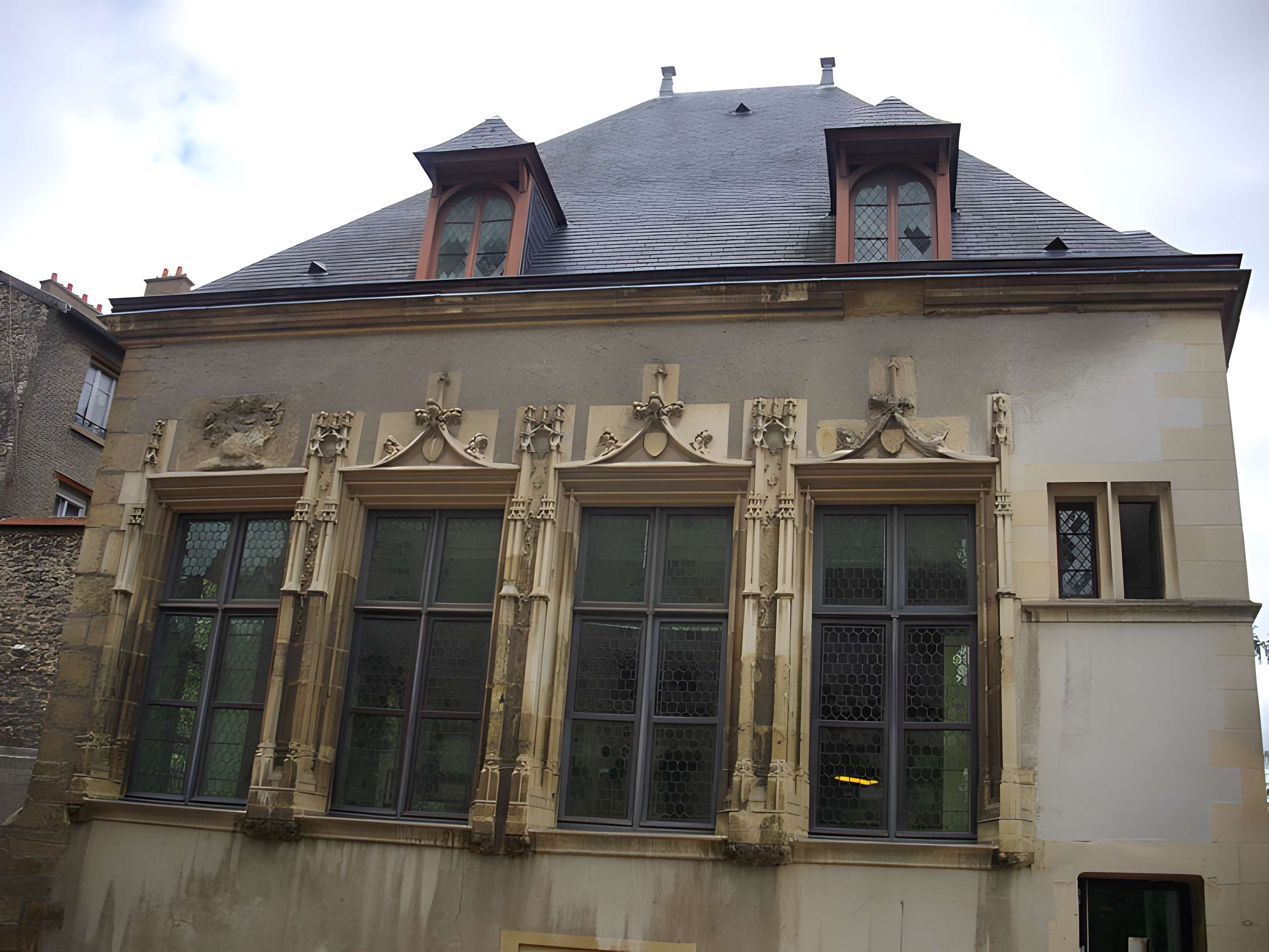 Hôtel de Bézannes à Reims