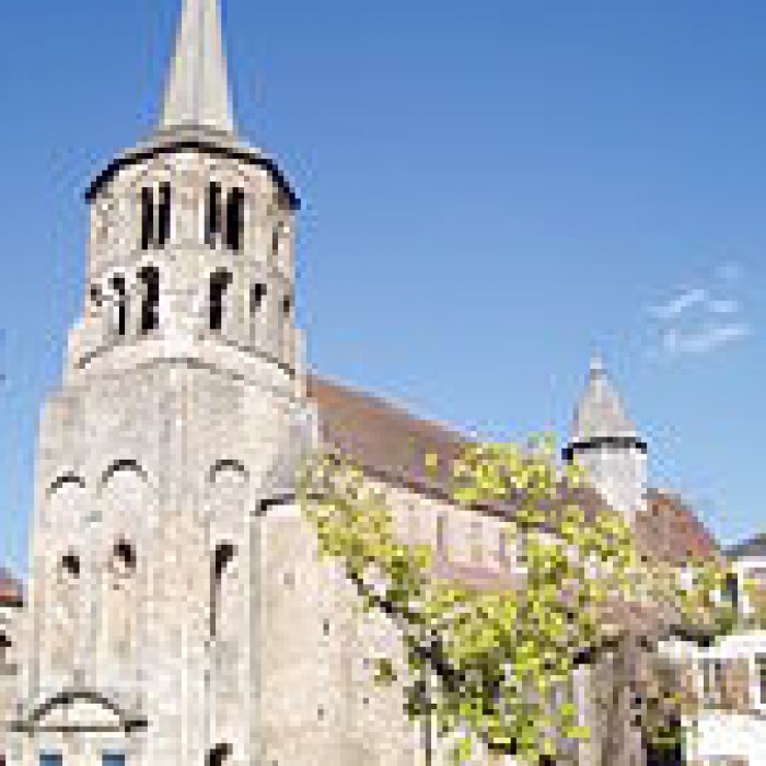 Photo de Abbatiale Saint-Pierre-et-Saint-Paul dÉvaux-les-Bains