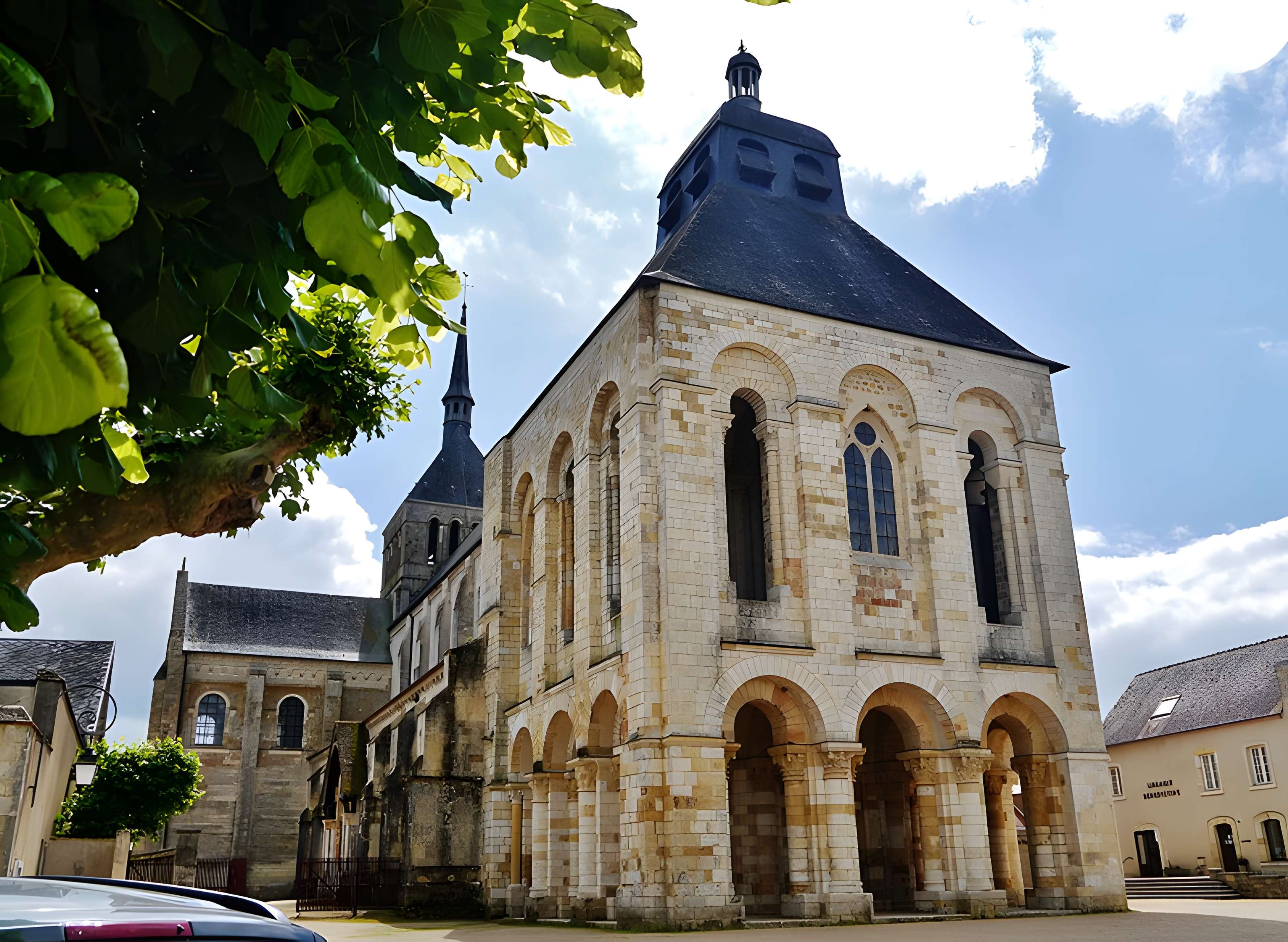 Abbaye Saint-Benoît de Saint-Benoît-sur-Loire