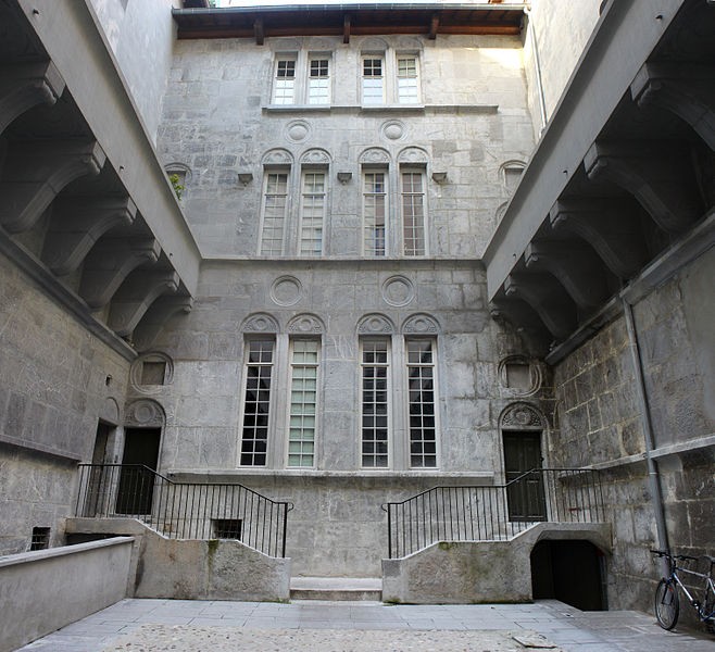 Photo de Hôtel de Croy-Chasnel et de Pierre Bucher à Grenoble