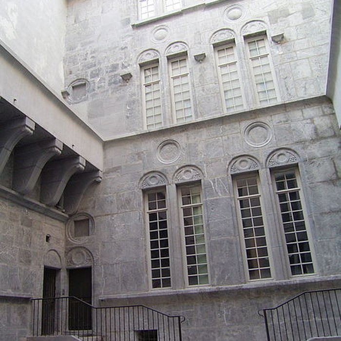 Photo de Hôtel de Croy-Chasnel et de Pierre Bucher à Grenoble
