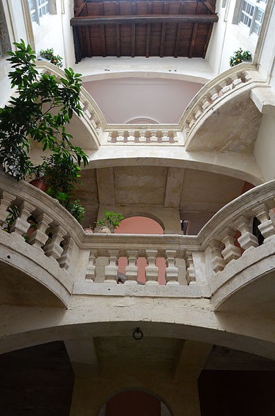 Photo de Hôtel de Fontfroide à Nîmes