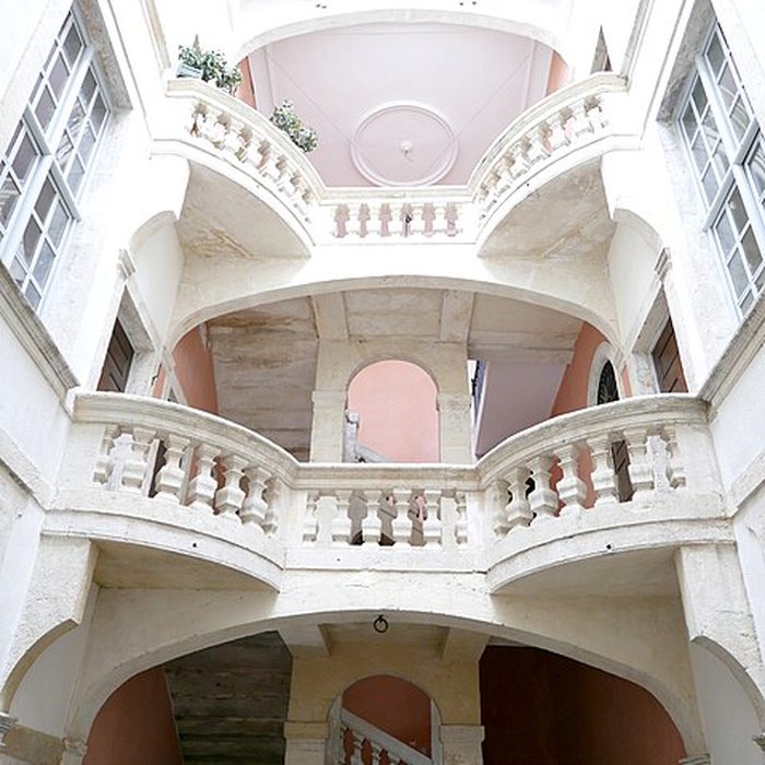 Photo de Hôtel de Fontfroide à Nîmes