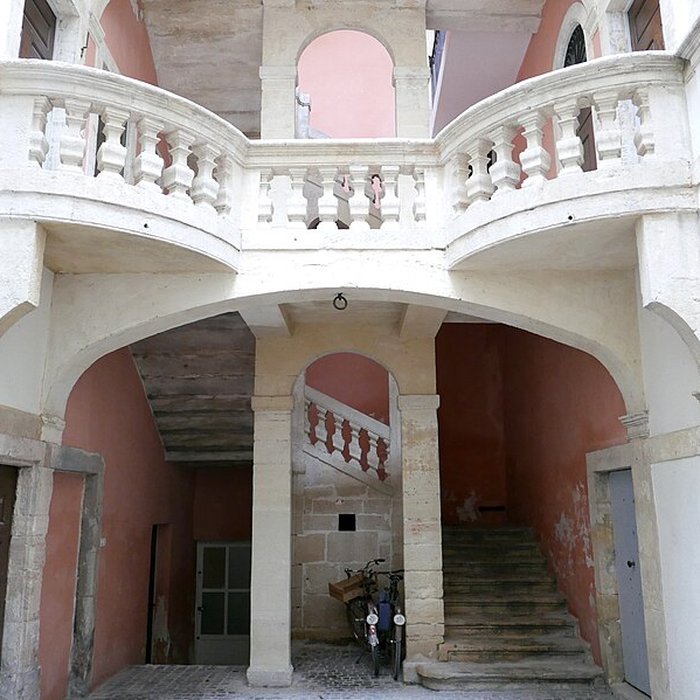 Photo de Hôtel de Fontfroide à Nîmes