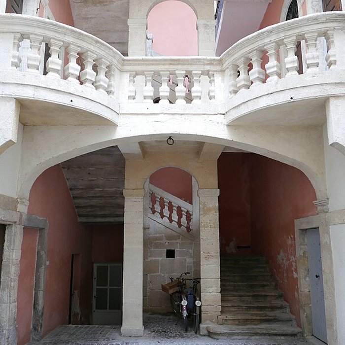 Photo de Hôtel de Fontfroide à Nîmes