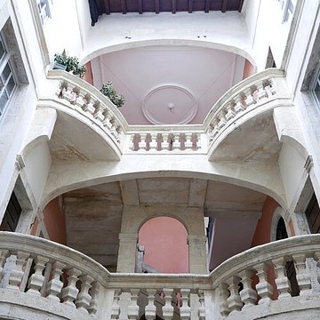 Hôtel de Fontfroide à Nîmes