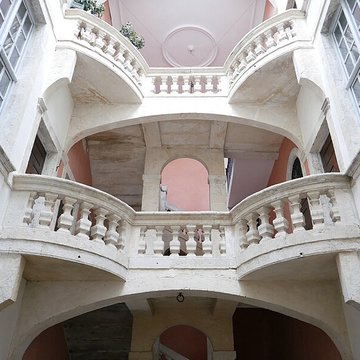 Hôtel de Fontfroide à Nîmes