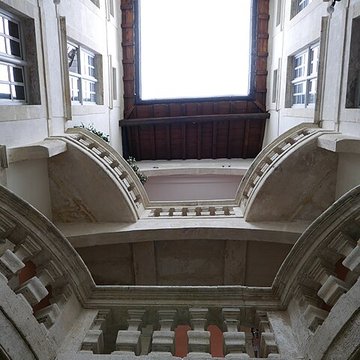 Hôtel de Fontfroide à Nîmes