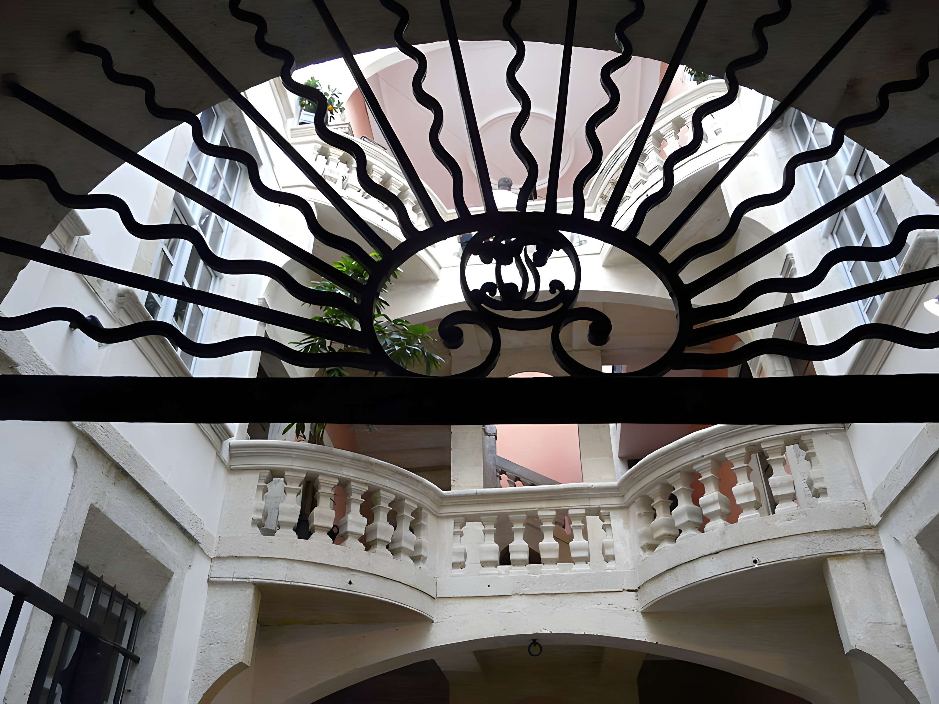 Hôtel de Fontfroide à Nîmes