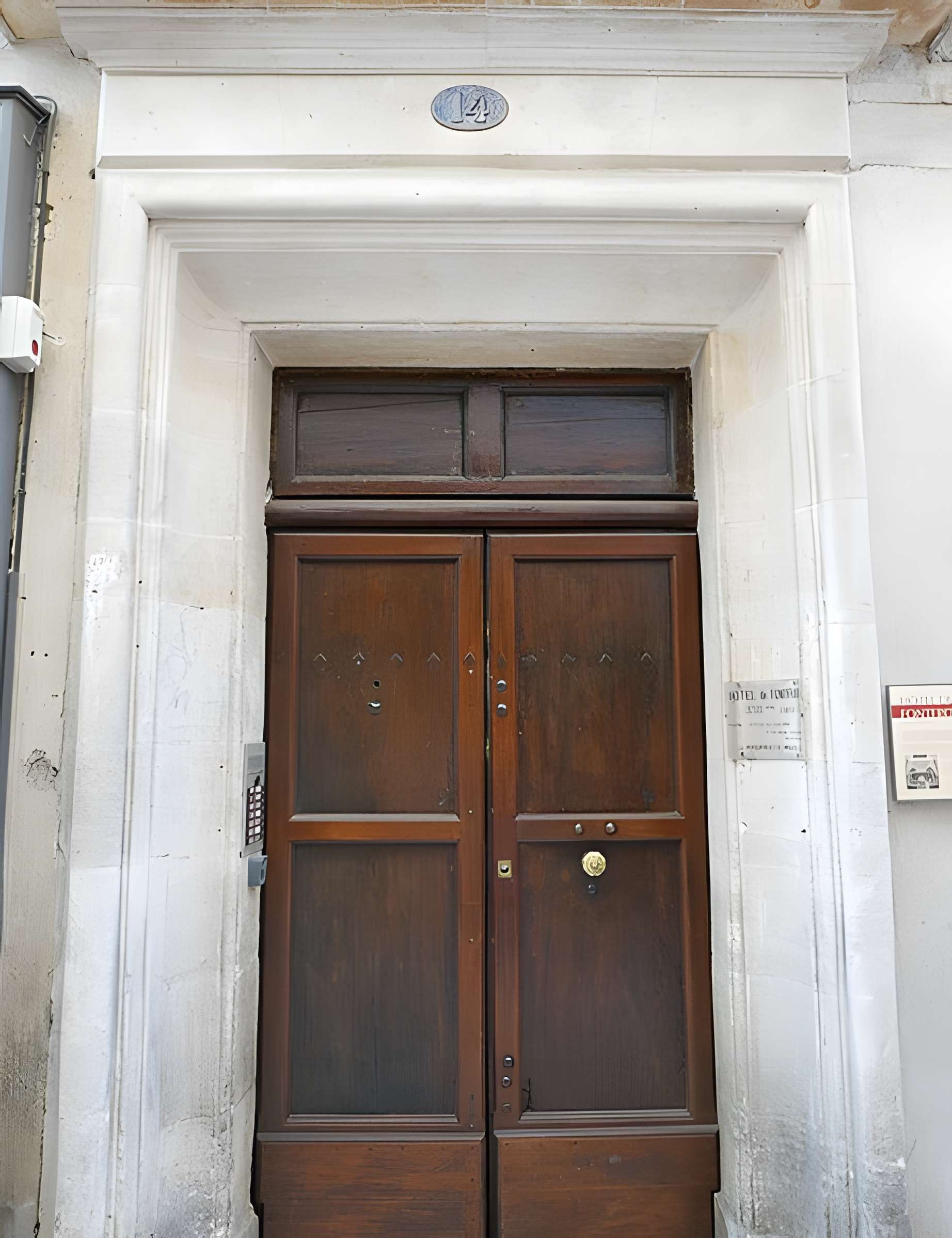 Hôtel de Fontfroide à Nîmes