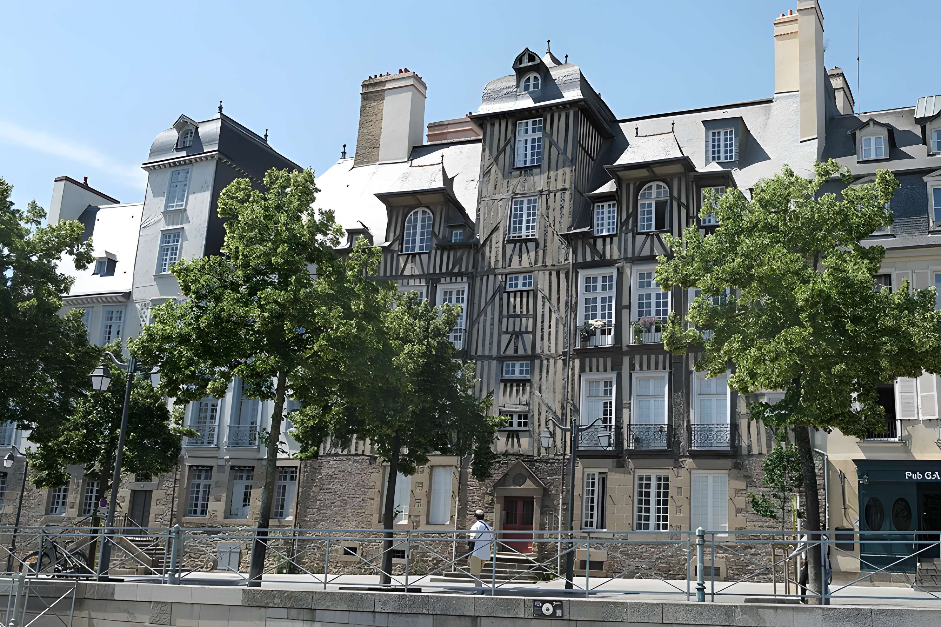 Hôtel de la Louvre à Rennes