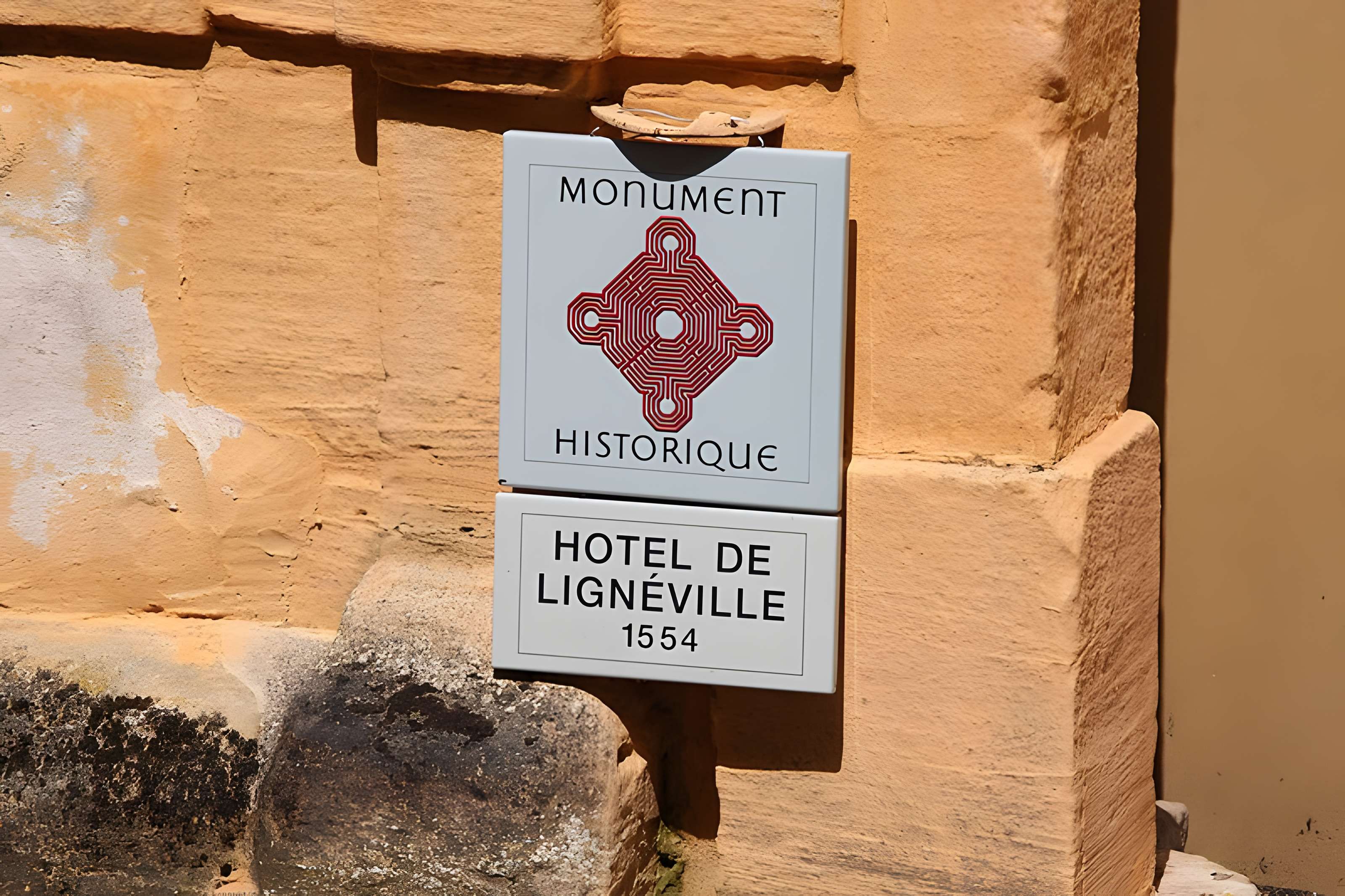 Hôtel de Lignéville à Châtillon-sur-Saône