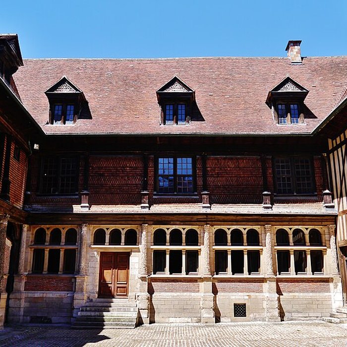 Photo de Hôtel de Mauroy à Troyes