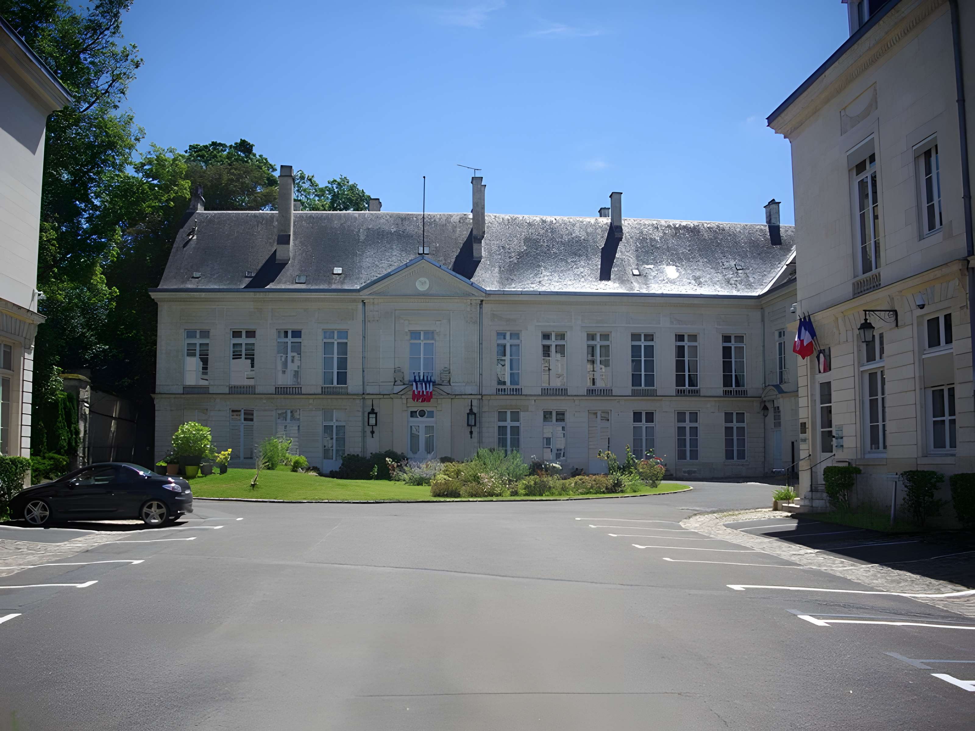 Hôtel de préfecture du Cher à Bourges