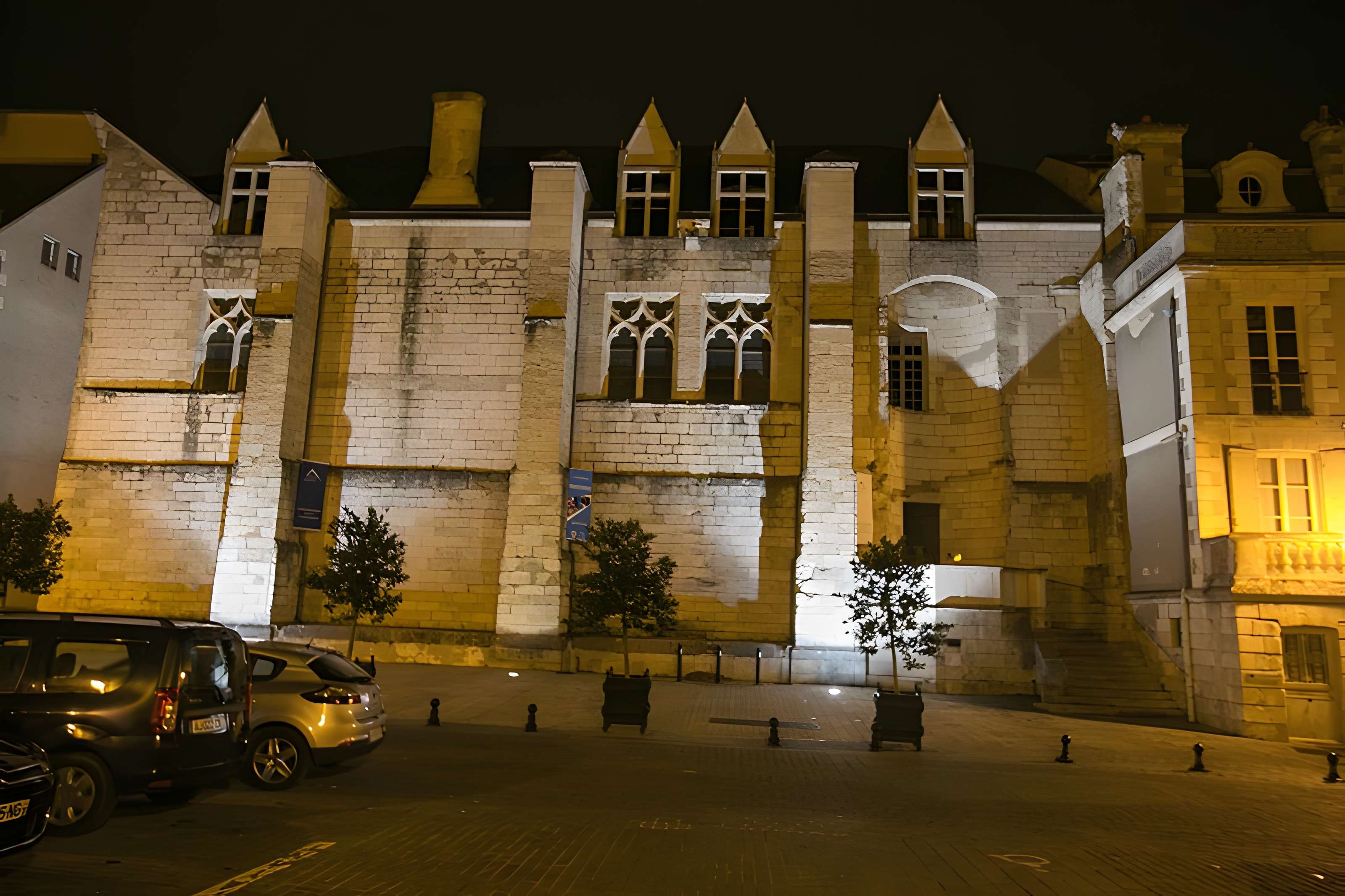 Hôtel de préfecture du Cher à Bourges