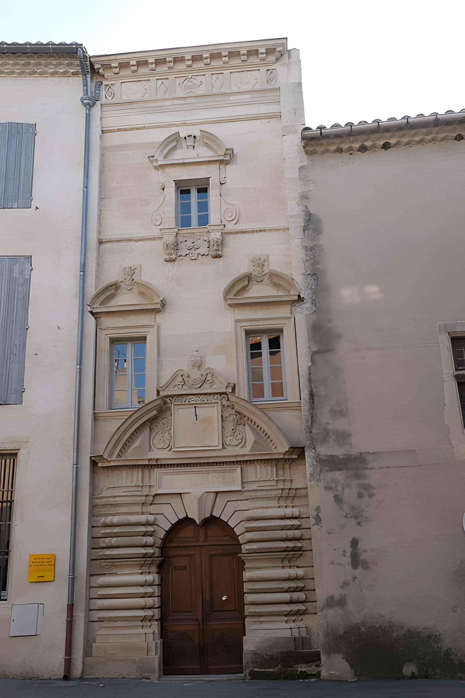 Hôtel de Roubin à Pont-Saint-Esprit