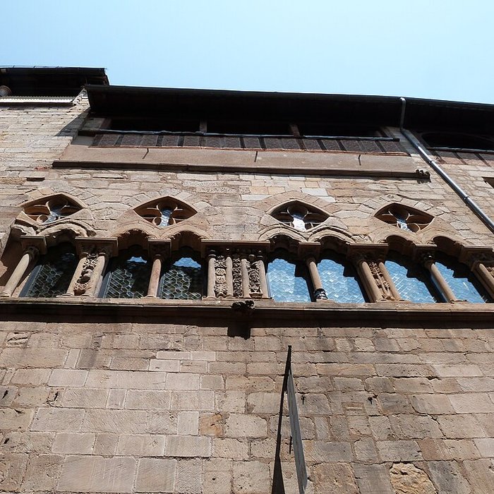 Photo de Hôtel de Viguier dAuglanat à Figeac