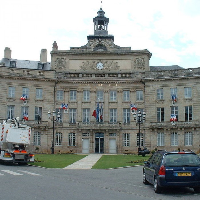 Photo de Hôtel de ville dAlençon