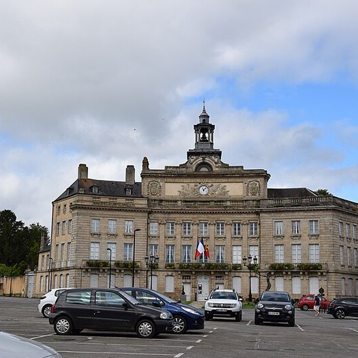 Photo de Hôtel de ville dAlençon